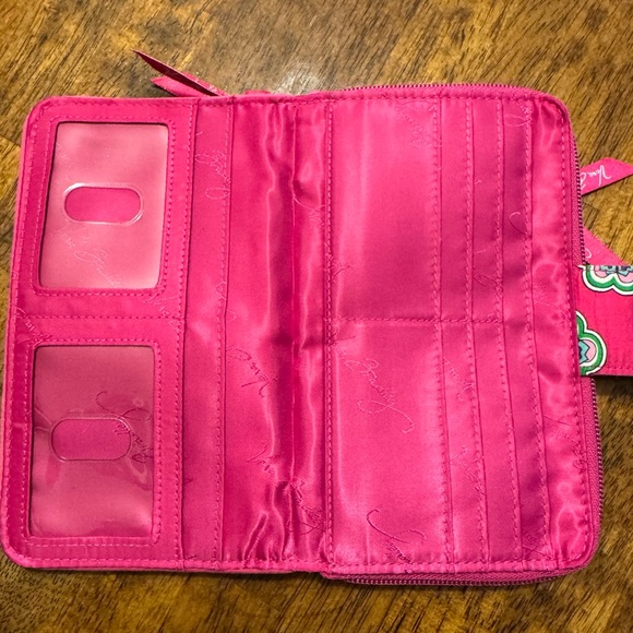 Vera Bradley Turn Lock Wallet - Picture 2 of 4